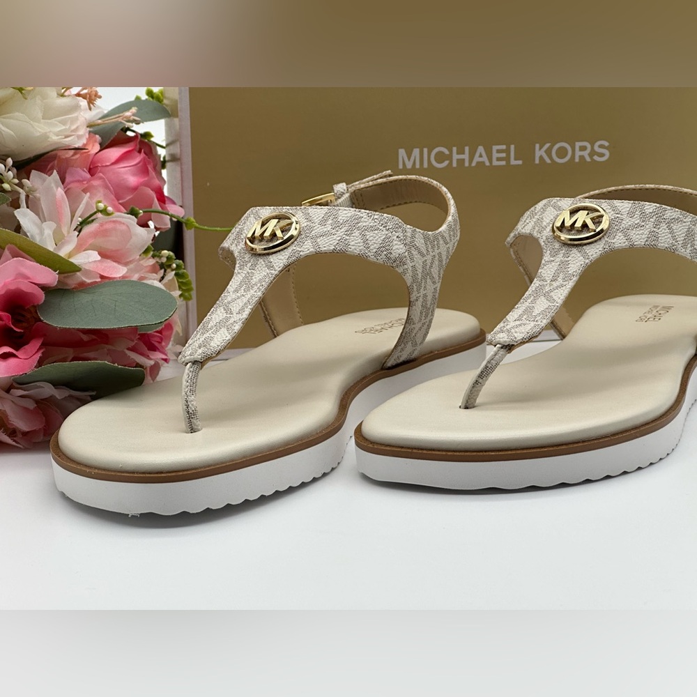 Michael Kors Vanilla Thong Sandals NIB